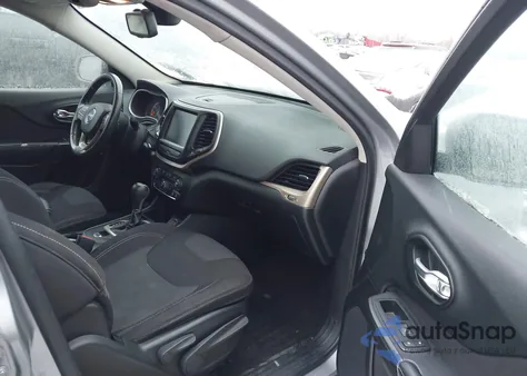 2015 Jeep Cherokee Latitude из США, поврежденный, VIN 1C4PJLCS9FW597181